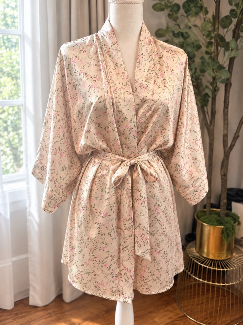 Vintage Morgan Taylor Intimates Floral Satin Kimono Robe in Blush Pink S